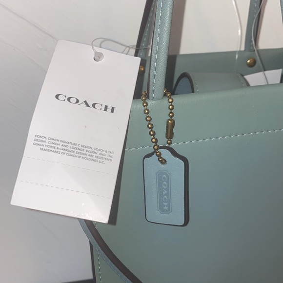 👜 🆕 NWT COACH Gloved Tanned Leather Cashin Mini Tote -Sage color with dust bag - Picture 3 of 7